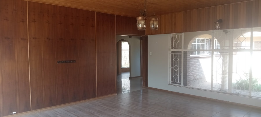 4 Bedroom Property for Sale in Neserhof North West